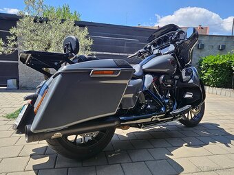 HARLEY DAVIDSON STREET GLIDE CVO 117 - 8
