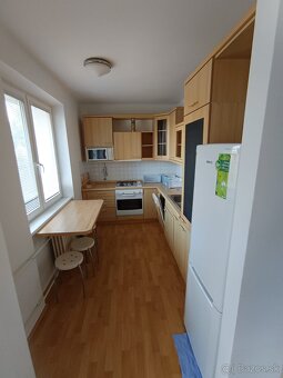 Prenajom trojizbovy byt Bratislava-Ružinov - 8
