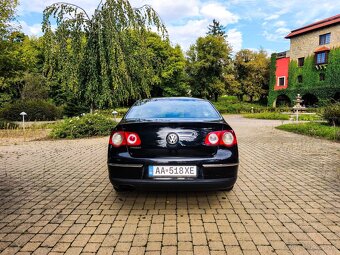 Volkswagen passat b6 2.0tdi sedan NOVÁ STK - 8