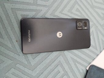 Moto e22 - 8