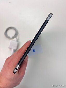 Apple iPad Air 16GB Wifi 1. generácia - 8