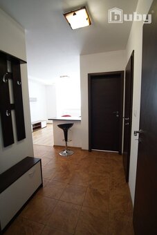 Na prenájom menší 2 izbový byt v širšom centre Martina. - 8