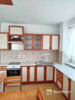Prenájom - slnečný 2 izbový byt Nábrežie LM - 8