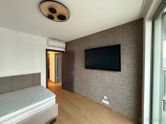PRENÁJOM – priestranný 3iz byt v Eurovea Tower - 8