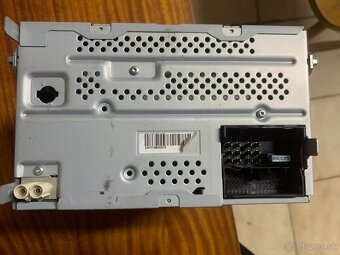 Predám autorádia originál vw škoda aj s kódom - 8