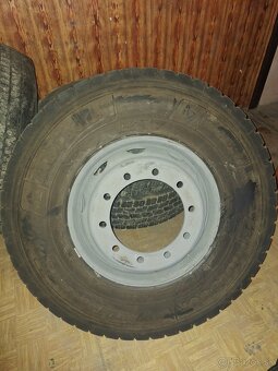 315/80R22.5 - 8