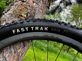 Specialized Epic EVO veľ. L + Roval karbon kolesá - 8