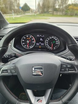 SEAT ARONA FR - 8