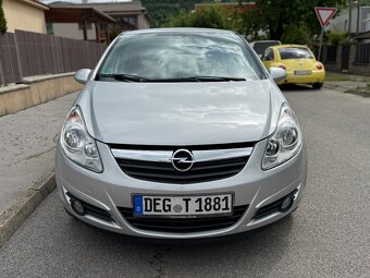 Opel Corsa D 1.2i Ecotec 2009 - 8