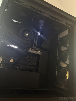 Ryzen 7 7700X | RTX 3060 Ti | 32GB DDR5 RAM | 1TB M.2 NVMe - 8