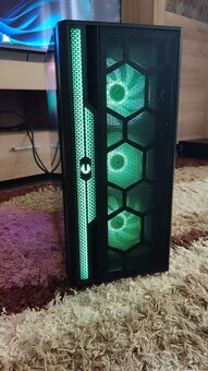 Predam skvelý herny PC/ RYZEN 5 3600X/4,4GHz/8GB GeForce RTX - 8