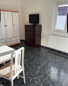 Dom s 5 apartmánmi Nitra časť Lužianky - 8