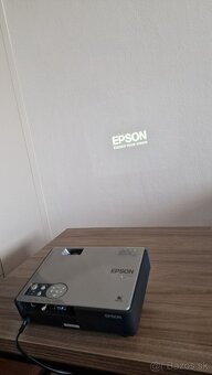 Projektor Epson EMP-750 + kufrík, manuál, káble - 8