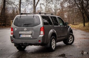 Nissan Pathfinder 2.5 dCi – 128 kW - 8