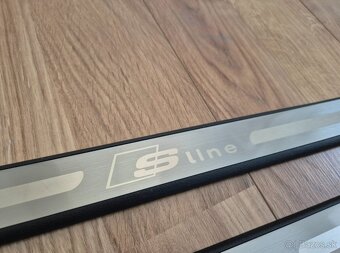PRAHOVE LISTY AUDI Sline AUDI S - 8