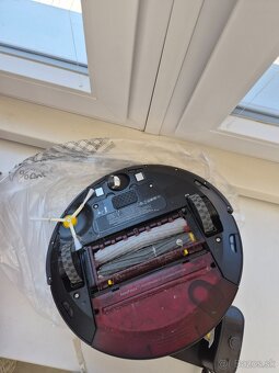 IRobot Roomba - 8