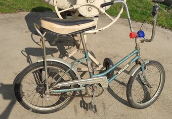 retro Pionýr - 8