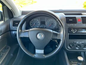 Volkswagen Golf 5 1.6i Trend - 8