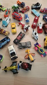 Hotwheels - 8