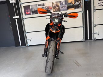 KTM 690 SMC-R 2023 - 8
