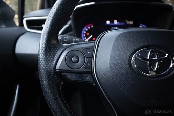 Toyota Corolla Combi 1.8 72kw+18kw (90kw) GR Hybrid - 8