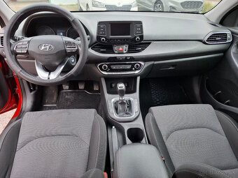 HYUNDAI i30 1,6 CRDi r.v. 2018 - 8