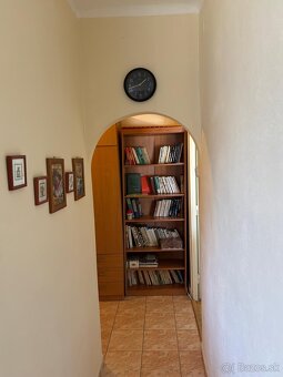 Predám 2-izbový byt v Brezne - 8