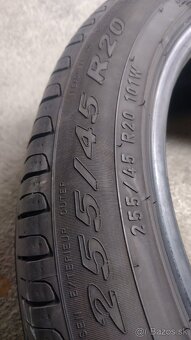 255/45r20 - 8
