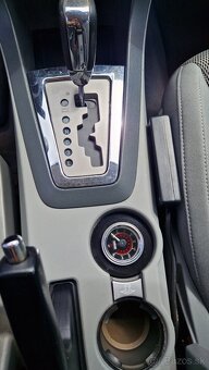 Dodge avenger - 8