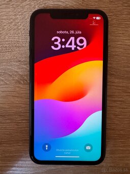 iPhone XR 64 GB - 8