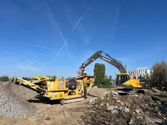 prijmeme STROJNÍKA na JCB 4CX, NÁSTUP IHNEĎ - 8