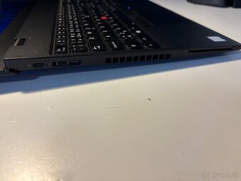 Lenovo ThinkPad T580 + Ultra Docking Station - 8