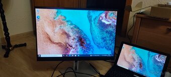 Monitor HP - 8