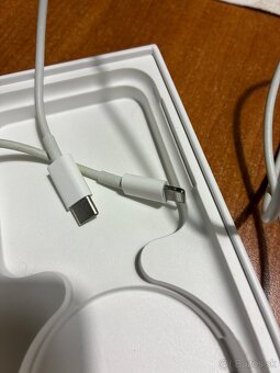 iPhone 7, 32 GB strieborný - 8