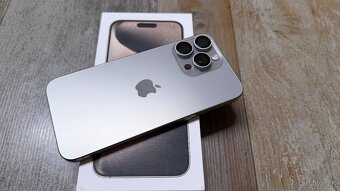 Vymenim iPhone 15 Pro Max Natural + Apple MagSafe obal - 8