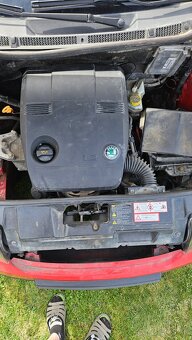 Fabia 1,2 HTP r.2004 - 8