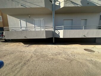 Chorvátsko apartmán 100 m od pláže pri Splite - 8