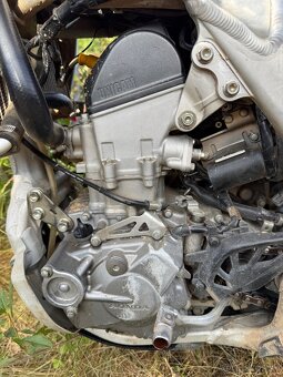 Honda CRF250R - 8