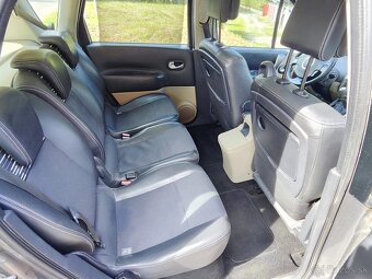 Renault Scenic - 8