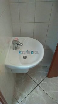 MAXFIN REAL - prenájom priestoru 113m2 na pešej zóne v Nitr - 8