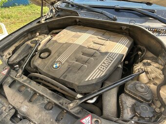 NA DIELY GT 5 F07 530d 180kw 2010 - 8