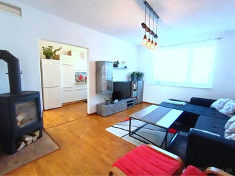 Predaj 2 izbového zrekonštruovaného zariadeného tehlového by - 8