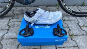 Karbónový cestný bicykel Giant Propel - 8