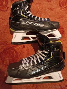 Brankárske korčule Bauer PRO, vel. 10, FIT 1, (šírka) - 8