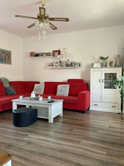 Predám set obyvacieho nabytku - 8