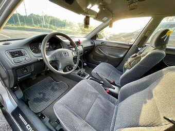 Honda Civic 6G 1.4is - 8