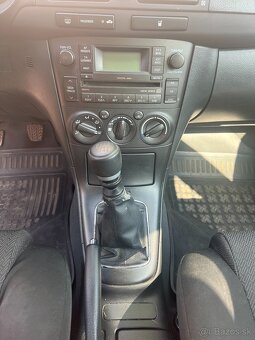 Predám Toyota Avensis 2.0 D-4D - spoľahlivý sedan na predaj - 8
