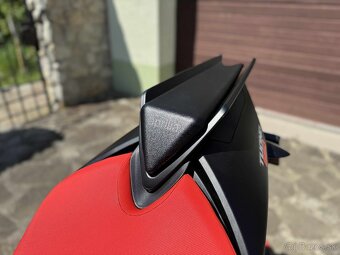Aprilia Tuono 660 - 8