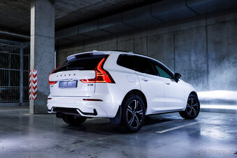 Volvo XC60 B4 diesel AWD R-Design facelift, 2021, ťažné, DPH - 8