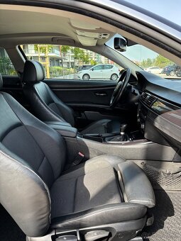 Predám BMW E92 320i Coupe - 8